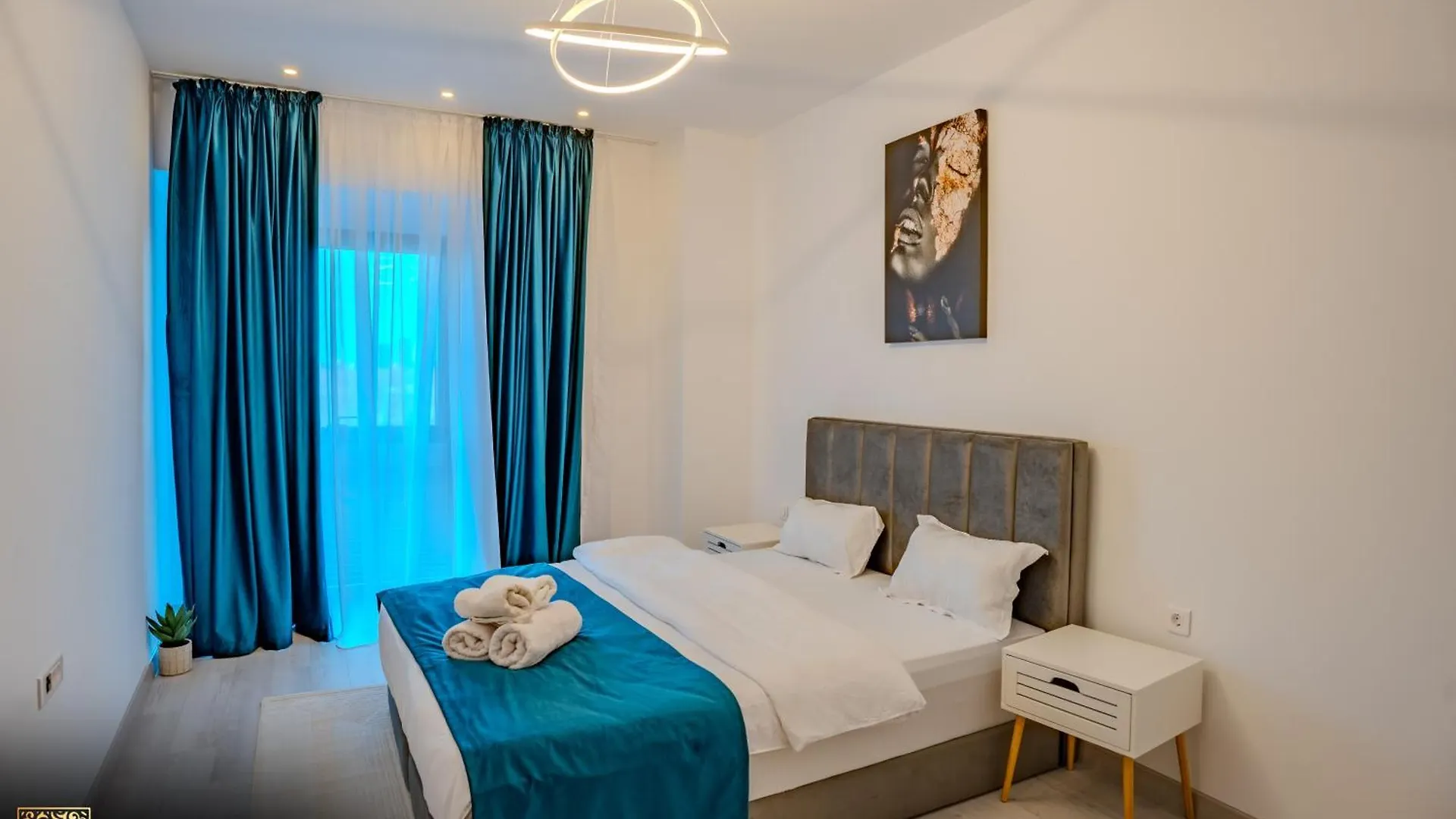 Yamaluxe Apartments - Blue & Pink Vibes Bucarest Romania