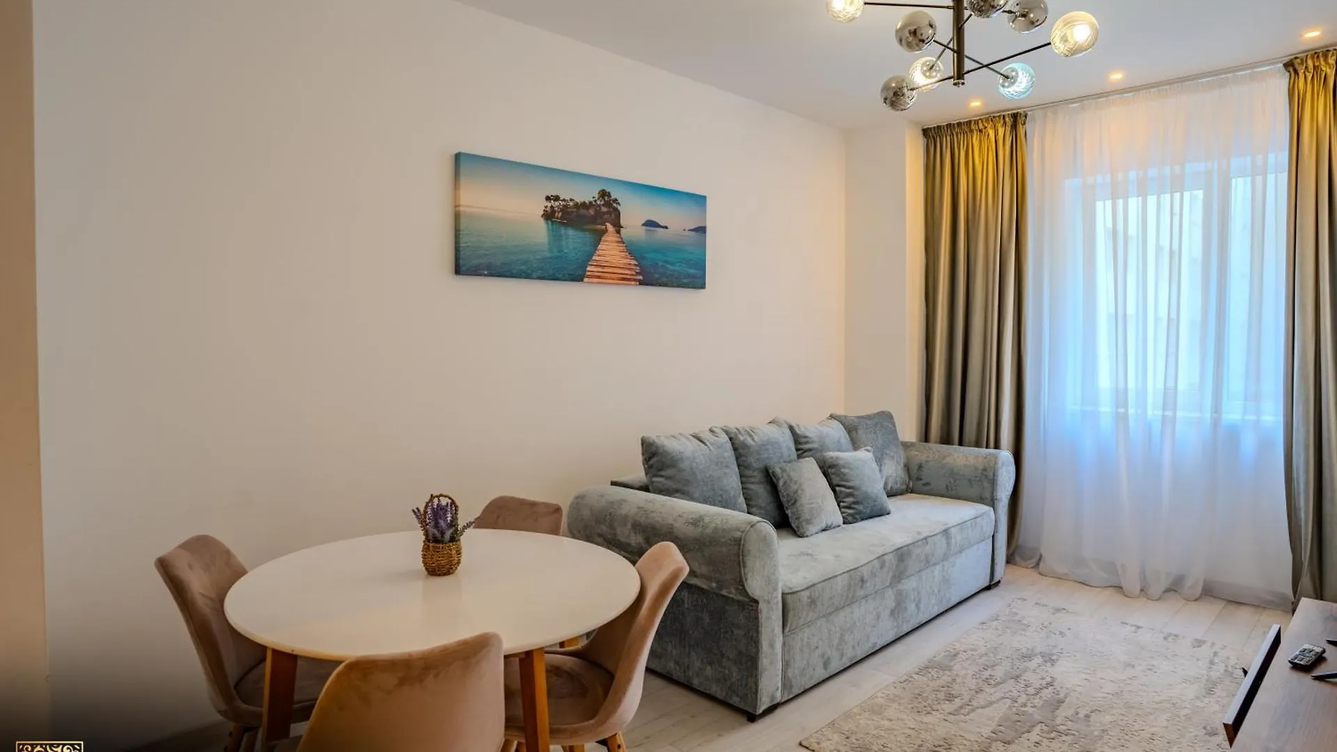 Yamaluxe Apartments - Blue & Pink Vibes Bucarest